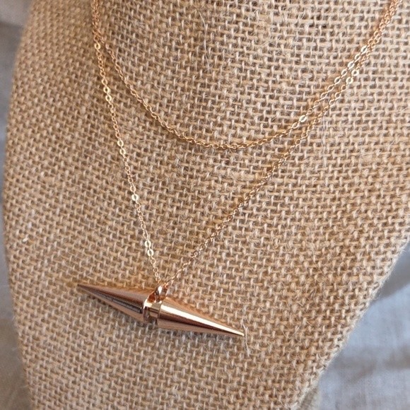 Delicate Rose Gold Plated 1.5mm flat cable chain anvil pendant 17 1/8" NWOT - Picture 6 of 6